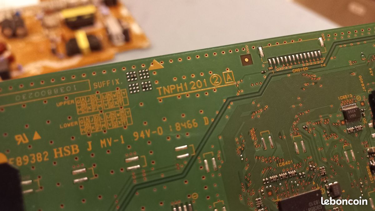 Carte Mère Pour TV Panasonic TX-65fz800E - Pièce Détachée D'occasion