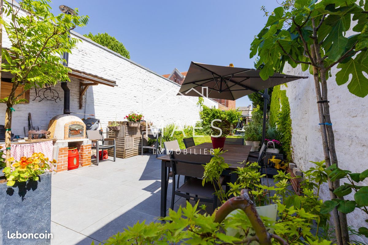 Maison 6 pièces 125 m² · à Wambrechies · 125 m² · 450 000 €