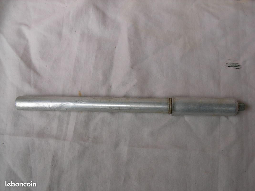 Ancienne Pompe Tornade Solibloc En Aluminium – 32,5/30cm – Made In France Vintage