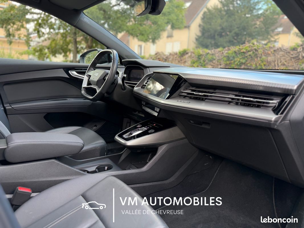 Q4 40 Design Luxe 82 Kwh | Français | Toit Pano - Jantes 21' - SONOS - Camera - Prépa attelage - Sièges chauffants - CarPlay - SOH 96% - Sort de révision, en stock - Garantie Audi 07/2027 (image 19)