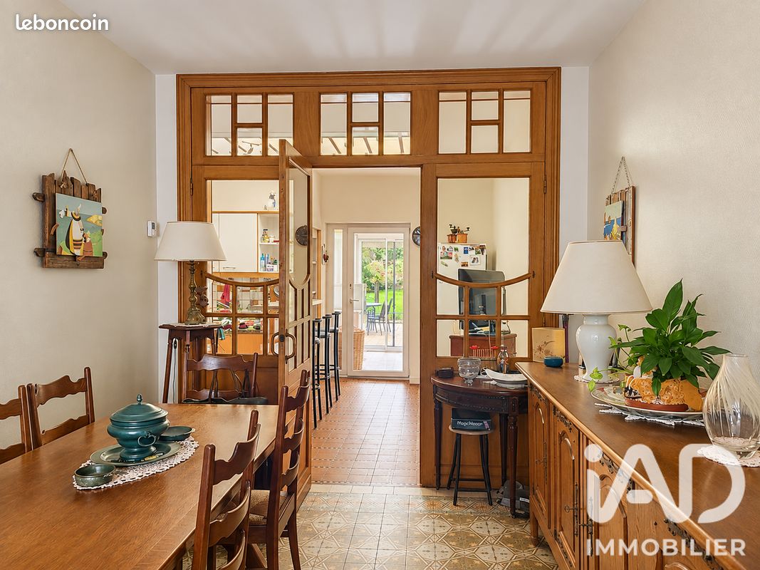 Maison 5 pièces 115 m² · à Croix · 115 m² · 274 000 €