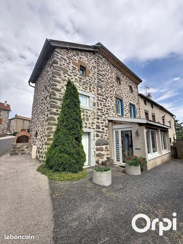 Maison 4 pièces 91 m² · à Talizat · 91 m² · 90 000 €