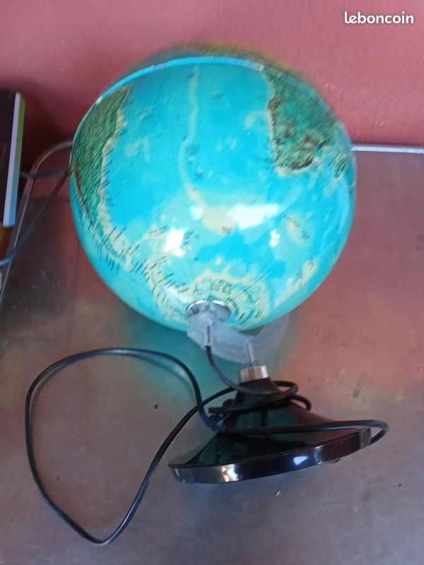 Luminaire globe terrestre (image 2)