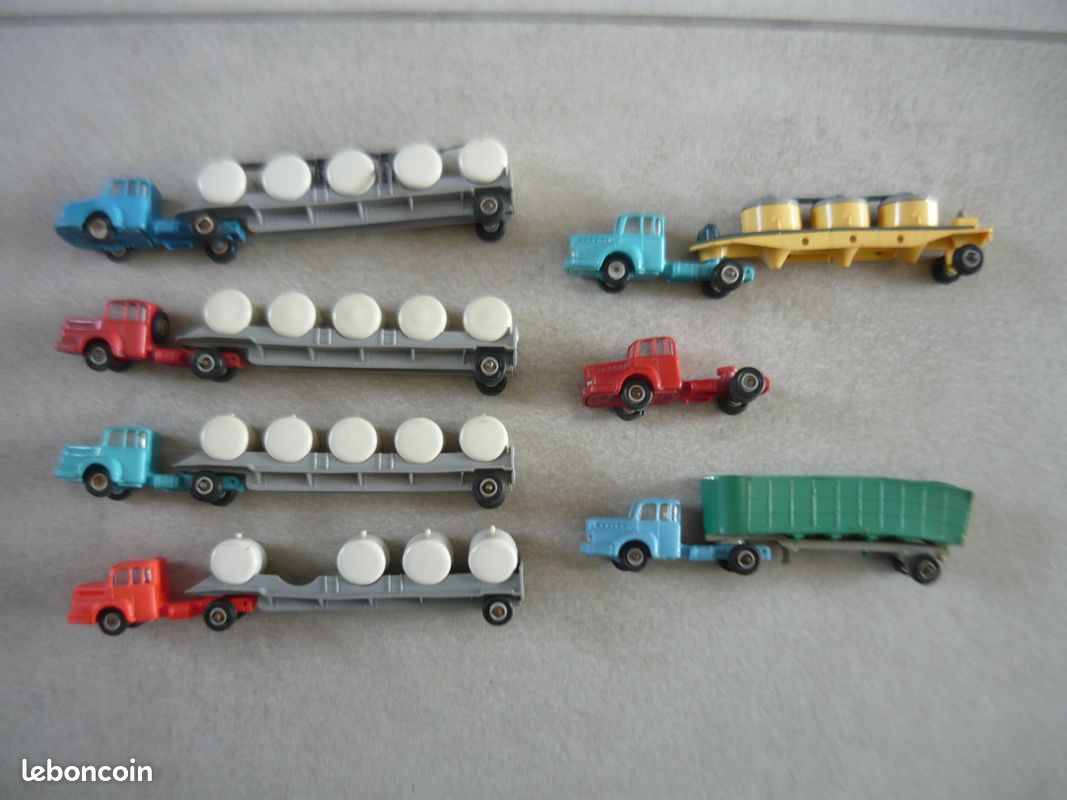NOREV 1960 - Tracteur Unic Bleu Zu 120 + remorque - 1/86e-bon état EUR 6,99 - FR