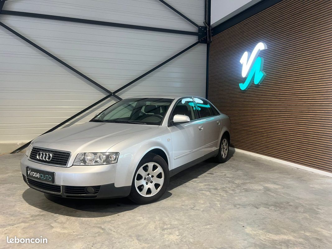AUDI - A4 - 1.9 TDI - 101 cv - REFERENCE - 2002 - 306 000 km - Attelage (image 1)
