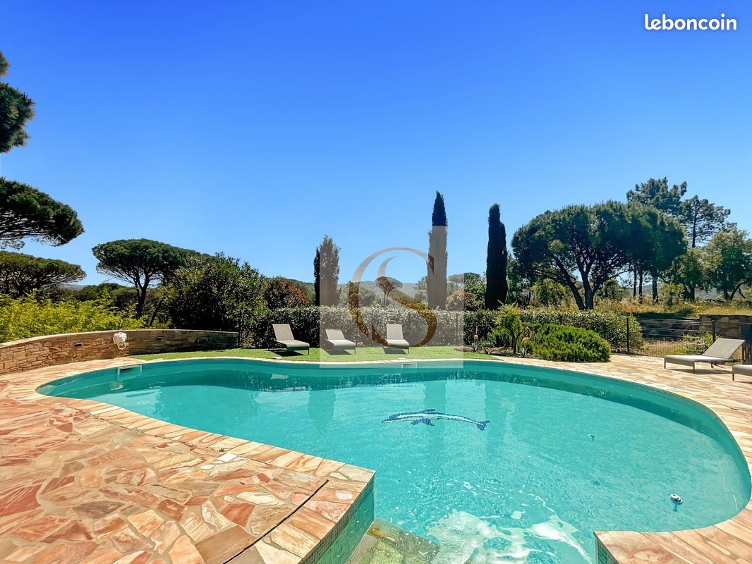 Maison 10 pièces 247 m² · à Vidauban · 247 m² · 1 090 000 €