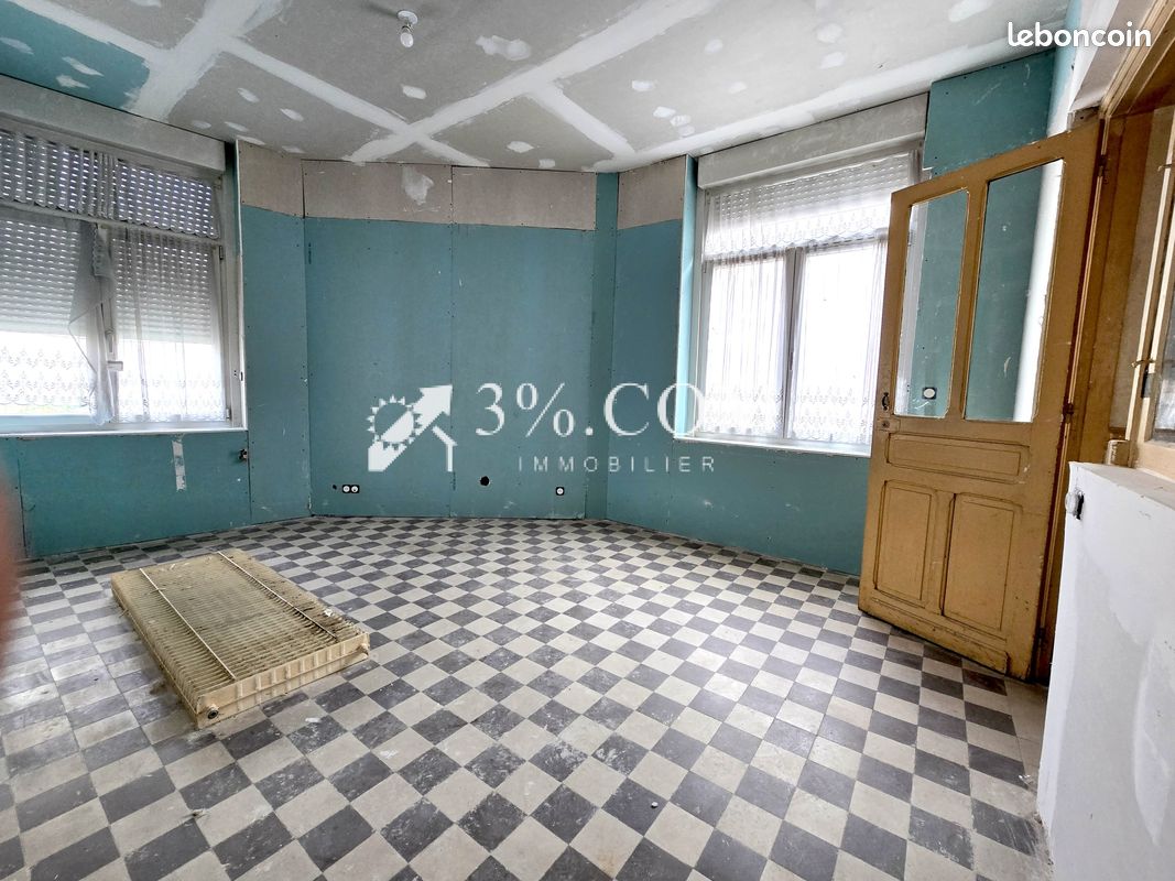 Maison 8 pièces 185 m² · à Croix · 185 m² · 171 000 €