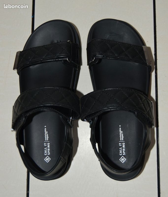Sandale noire semelle compensée taille 37 (image 1)