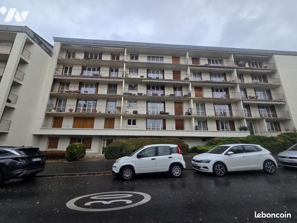 Appartement 4 pièces 87 m² · à Reims · 87 m² · 220 000 €