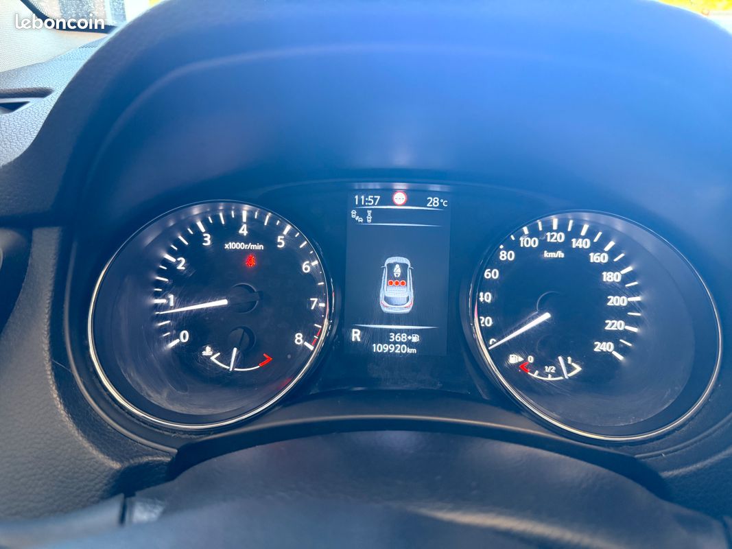 NISSAN QASHQAI II 1.2 DIG-T TEKNA XTRONIC 116Ch Garantie 12 mois (image 12)