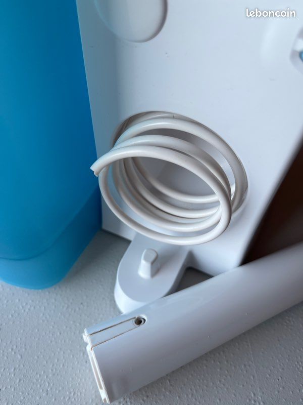 Hydropulseur Oral B avec tuyau à remplacer (image 7)