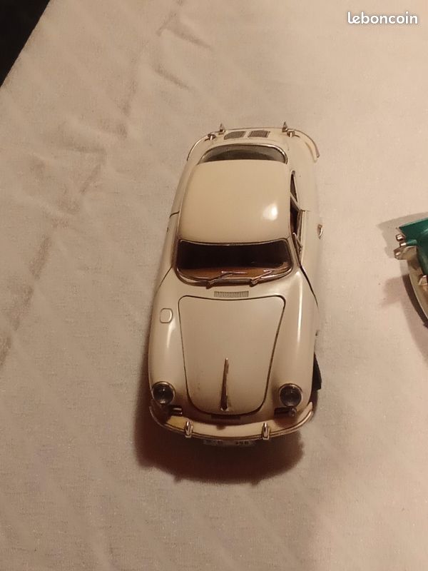 Lot voitures miniatures de collection (image 18)