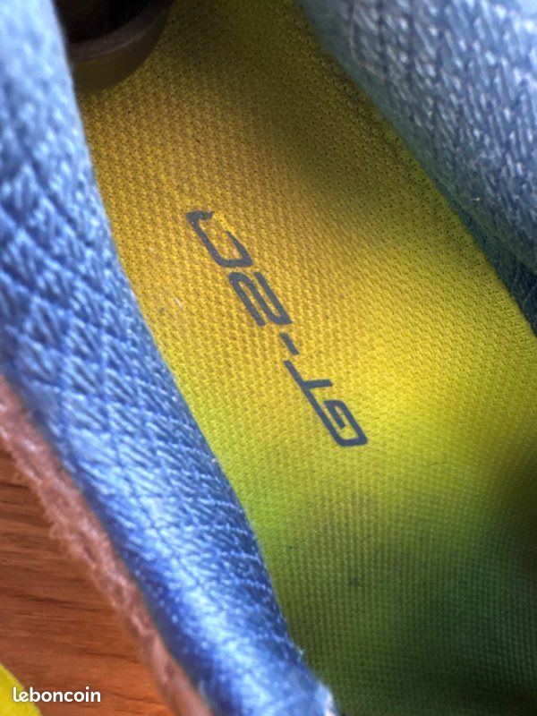 Asics GT-2000 Blanc Bleu Jaune Fluo - Chaussures Running Femme T36 EU / US 5.5 (image 6)
