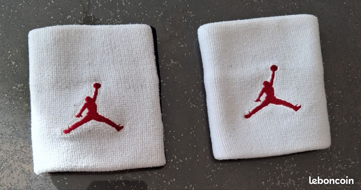 Serre-poignets Jordan jumpman (image 1)