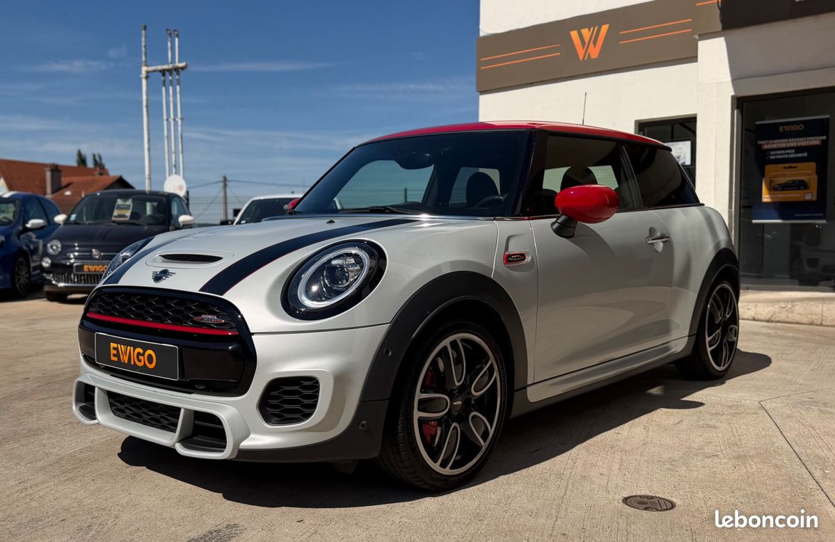 Mini mini iii (2) (f56) hatch 2.0 jcw 231 bva8 jcw + sièges av chauffants + carplay (image 6)