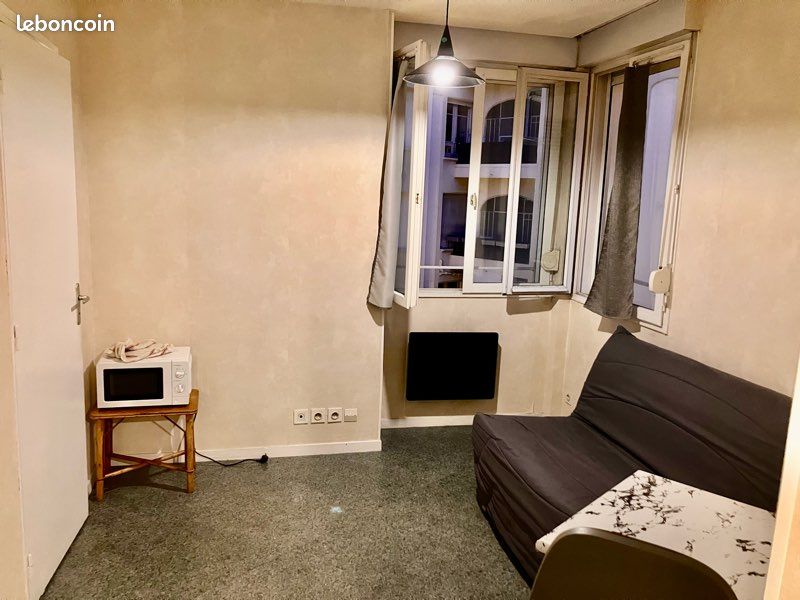 Appartement 1 pièce 15 m² · à Clermont-Ferrand · 15 m² · 375 €