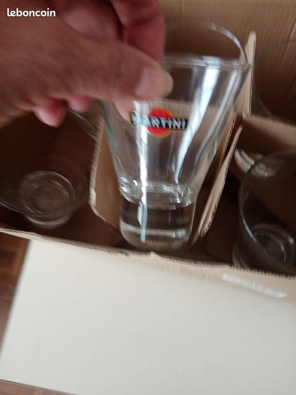 Verres Martini neuf dans carton (image 2)