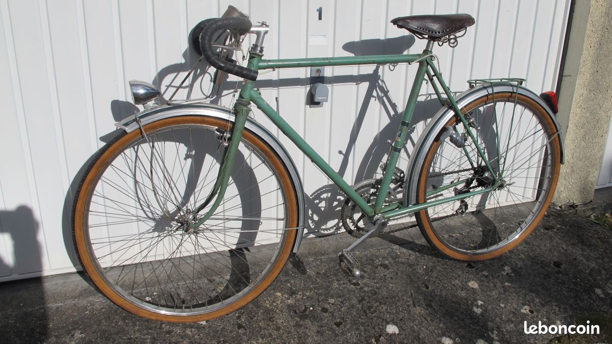 Support De Vélo Ancien Artisanal Années 1940/50 - Pour Feux Et Compteur