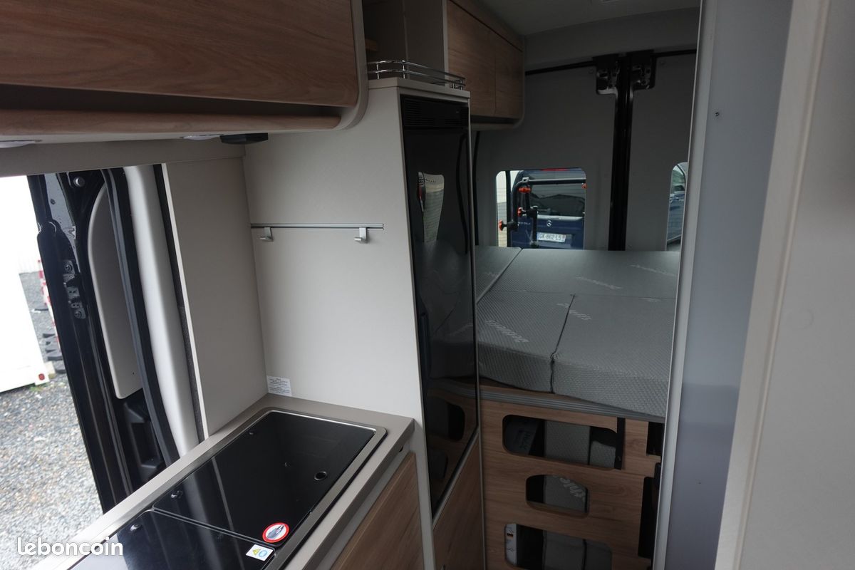 Fourgon DETHLEFFS GLOBETRAIL 590 C - Boite automatique / DESTOCKAGE BY EVASION (image 9)