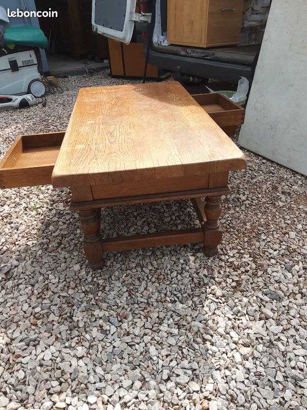 Vend une ancienne table de salon des années 70a80 vintage en bois massif dur longueur 1m20 largeur 64cm hauteur 46cm (image 3)
