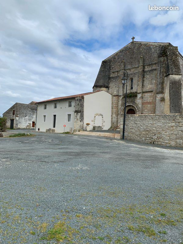 Maison 4 pièces 120 m² · à Bords · 120 m² · 900 €/mois