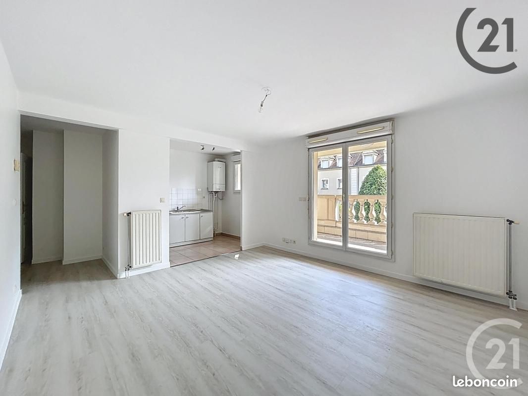 Appartement a louer brie-comte-robert - 3 pièce(s) - 57 m2 - Surfyn