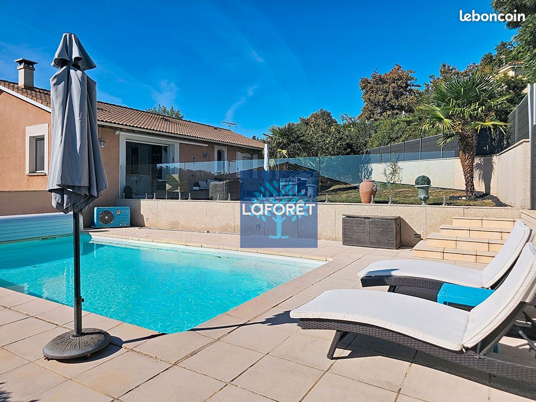 Maison 6 pièces 140 m² · à Dommartin · 140 m² · 635 000 €