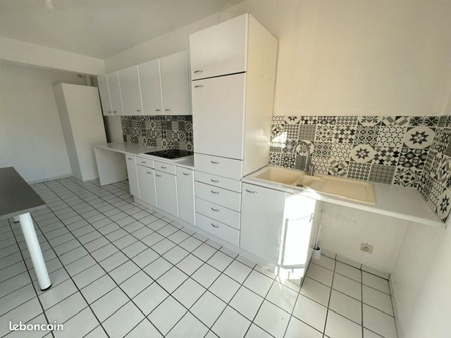 Appartement 4 pièces 103 m² · à Sarlat-la-Canéda · 103 m² · 955 €/mois