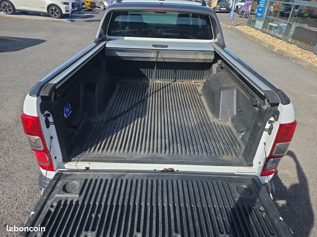 FORD RANGER 2.0 TDCI 213ch Super Cab Wildtrack BVA10 Garantie 12 mois (image 14)