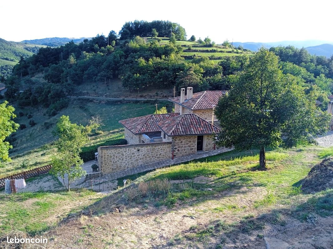 Gîte de Groupe, Maison Ardéchoise piscine & cheminée LE PAS SAGE AU TRIBLE GLUIRAS (15p) (image 3)
