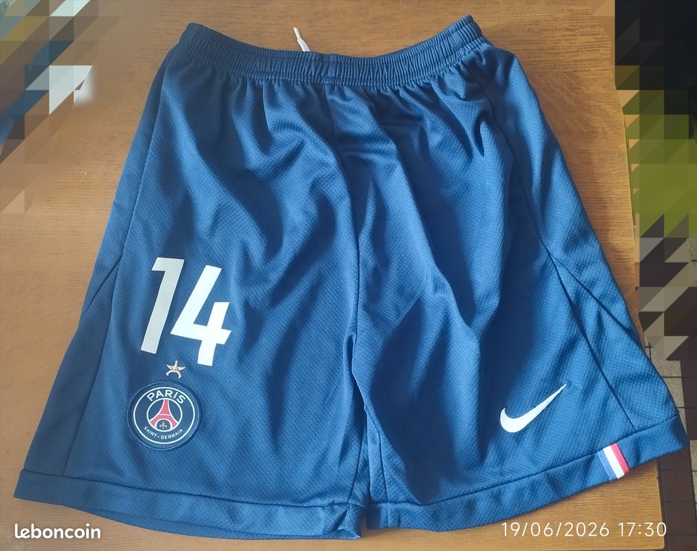 Short PSG officiel (image 1)