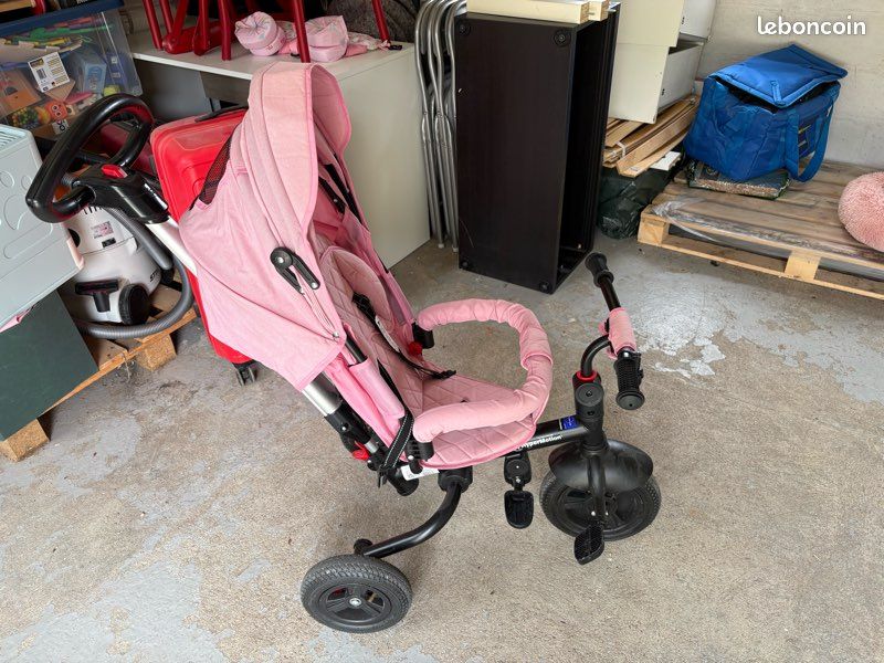 Poussette tricycle évolutive (image 1)