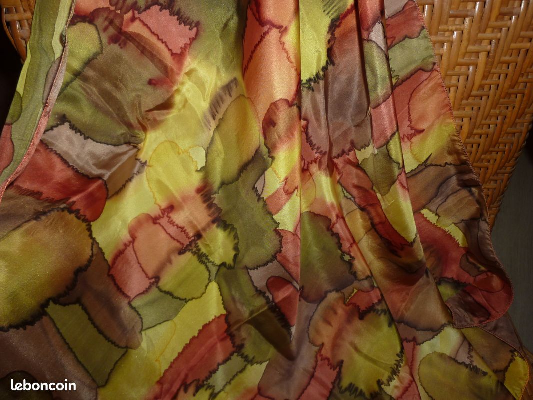 Foulard en soie (image 1)