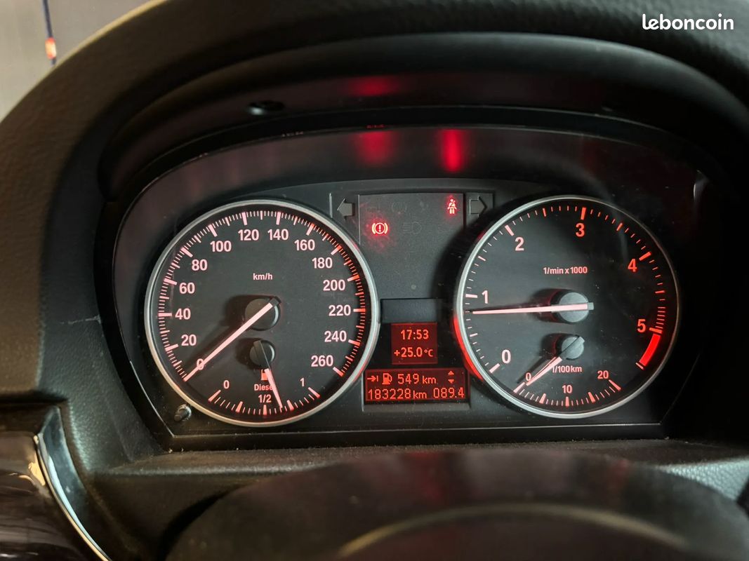 BMW Série 3 Coupé 320 D E92 HARMAN KARDON 184ch Sport Design - 2010 - 184 000 km (image 11)