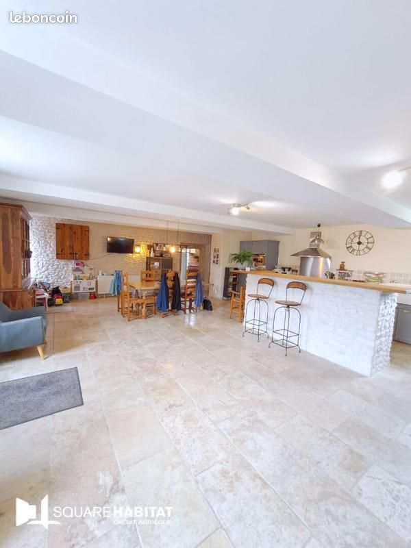 Maison 6 pièces 225 m² · à Falaise · 225 m² · 472 500 €