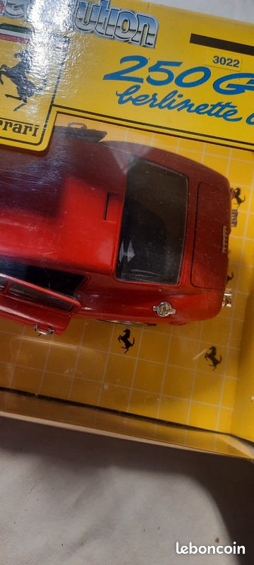 Ferrari 250 GT Berlinetta 1961 Jaune – Jouef Evolution 1/18 (Miniature Collection)