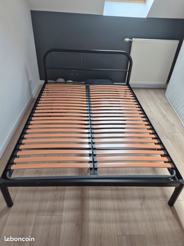 Lit + Sommier 2 places 140 × 200 cm – Métal noir + matelas (image 1)