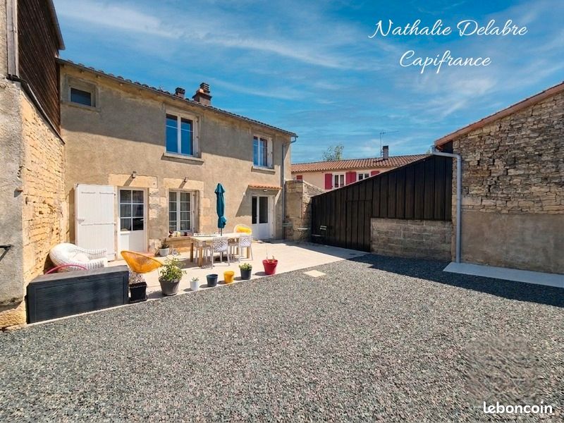 Maison 6 pièces 126 m² · à La Crèche · 126 m² · 197 600 €