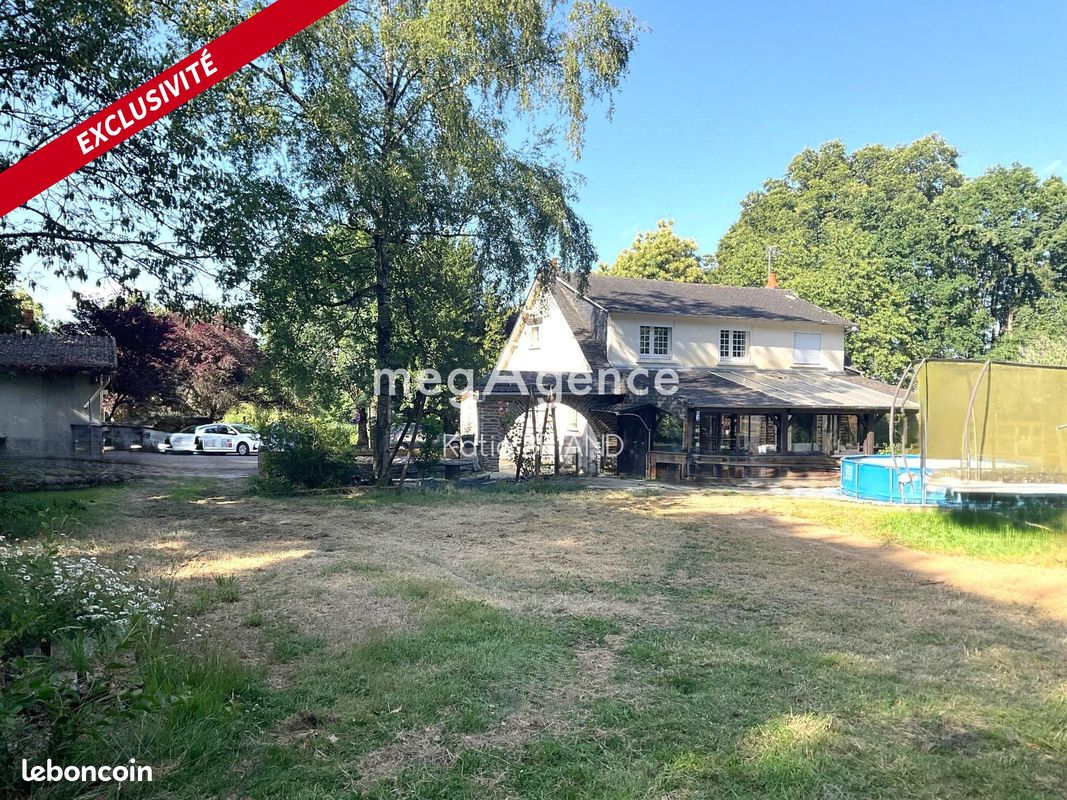 Maison 6 pièces 138 m² · à Loiron-Ruillé · 138 m² · 250 000 €