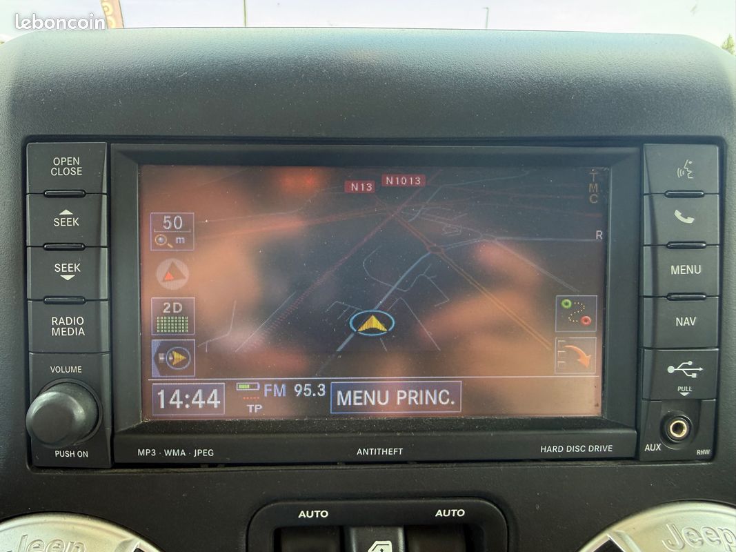 JEEP WRANGLER 3.6 285CH UNLIMITED SAHARA-MARCHE PIED ELEC-LIGNE A CLAPET-TREUIL-SIÈGES CHAUFFANTS AV- ATTELAGE-GPs (image 25)