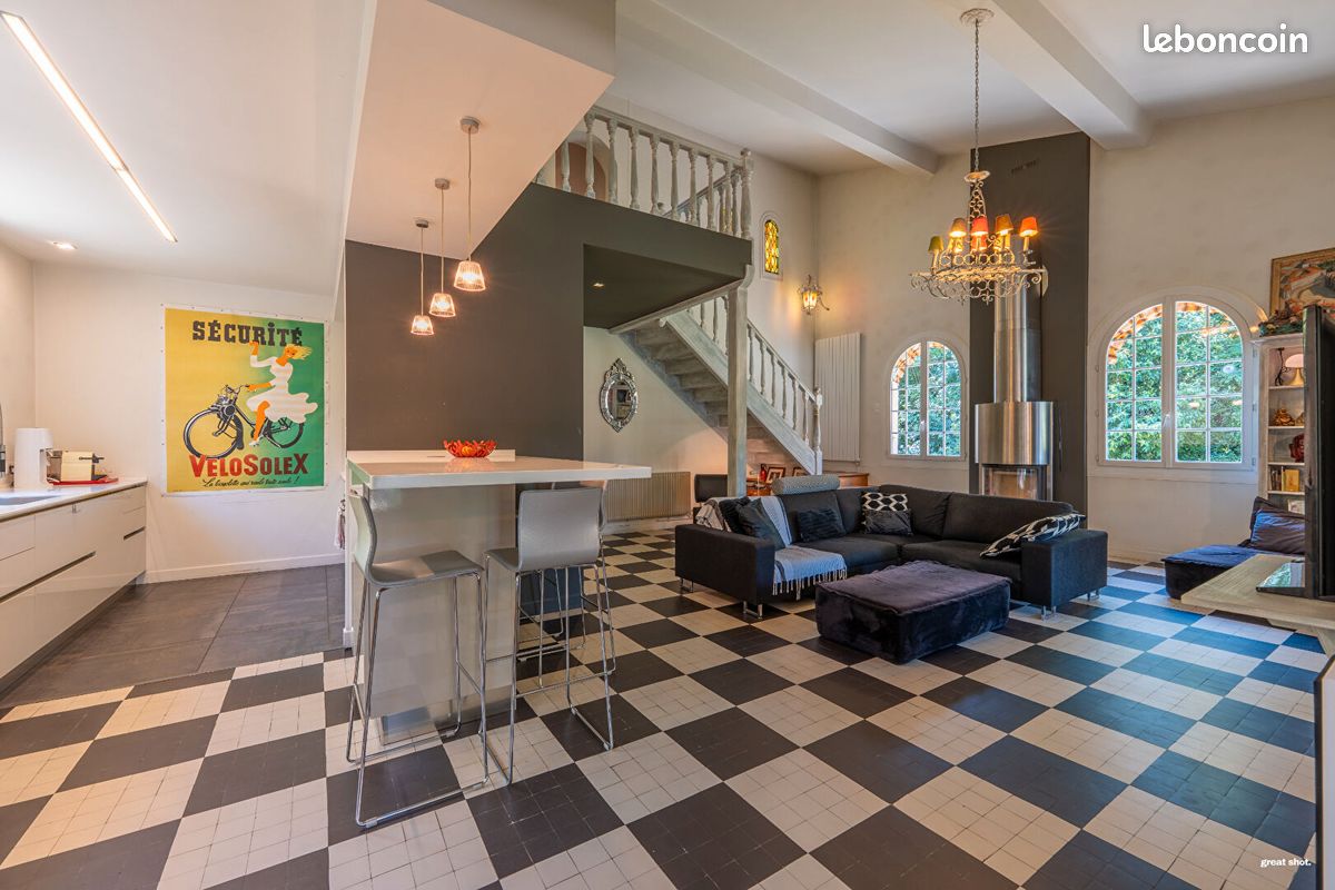 Maison 7 pièces 200 m² · à Blagnac · 200 m² · 597 000 €