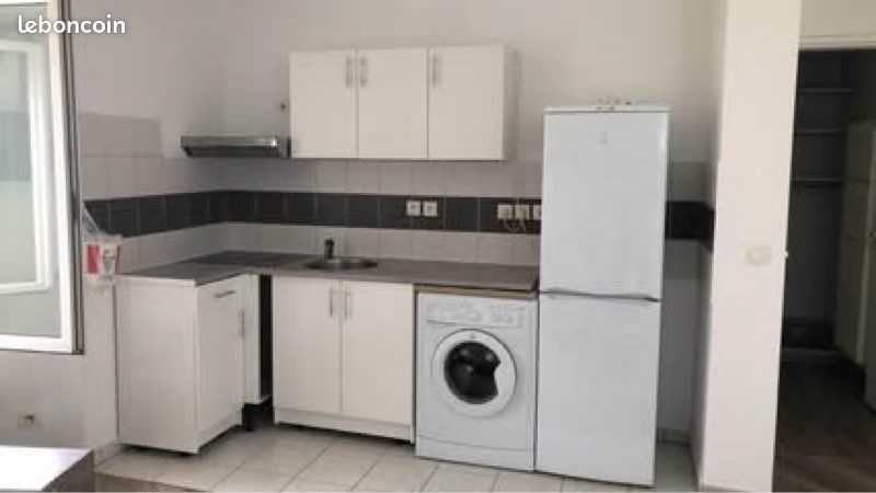 Appartement 1 pièce 27 m² · à Le Bourget · 27 m² · 160 000 €