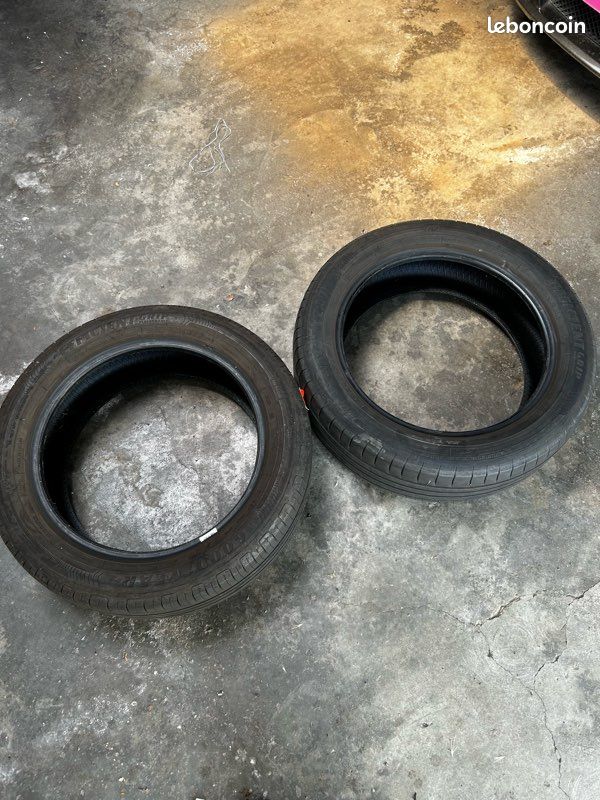 2 pneu 215/55/R18 Goodyear (image 1)