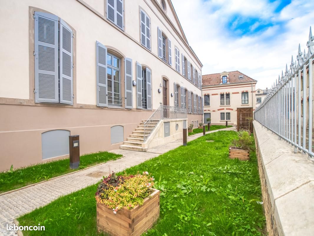 Appartement 4 pièces 86 m² · à Chalon-sur-Saône · 86 m² · 859 €