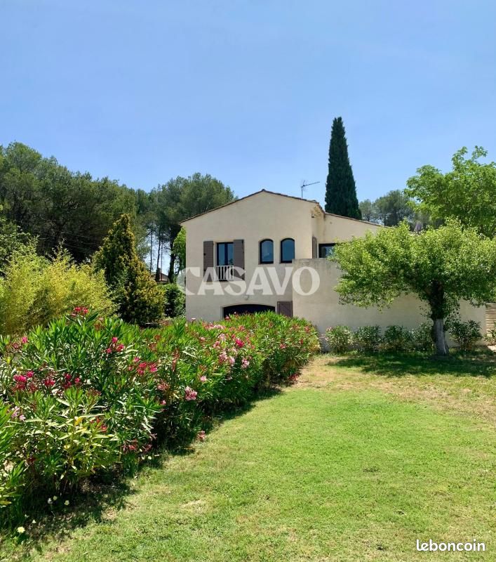 Maison 8 pièces 245 m² · à Pourrières · 245 m² · 950 000 €