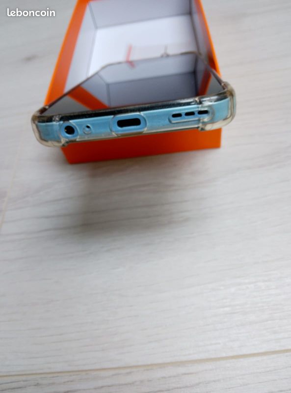 Smartphone OUKITEL C36 (image 5)
