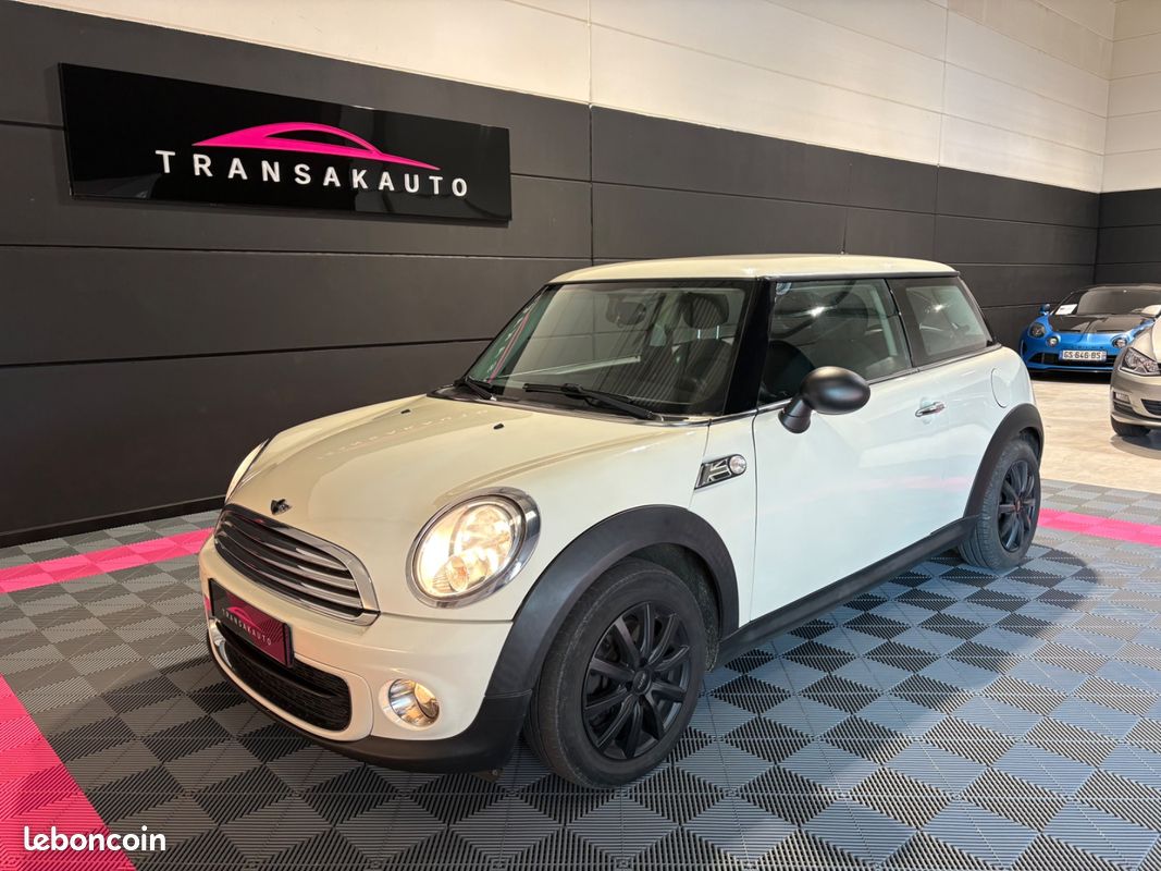 MINI HATCH R56 D 90 ch One / KIT CHAINE + EMBRAYAGE + JOINT DE CULASSE 01/2025 (image 1)