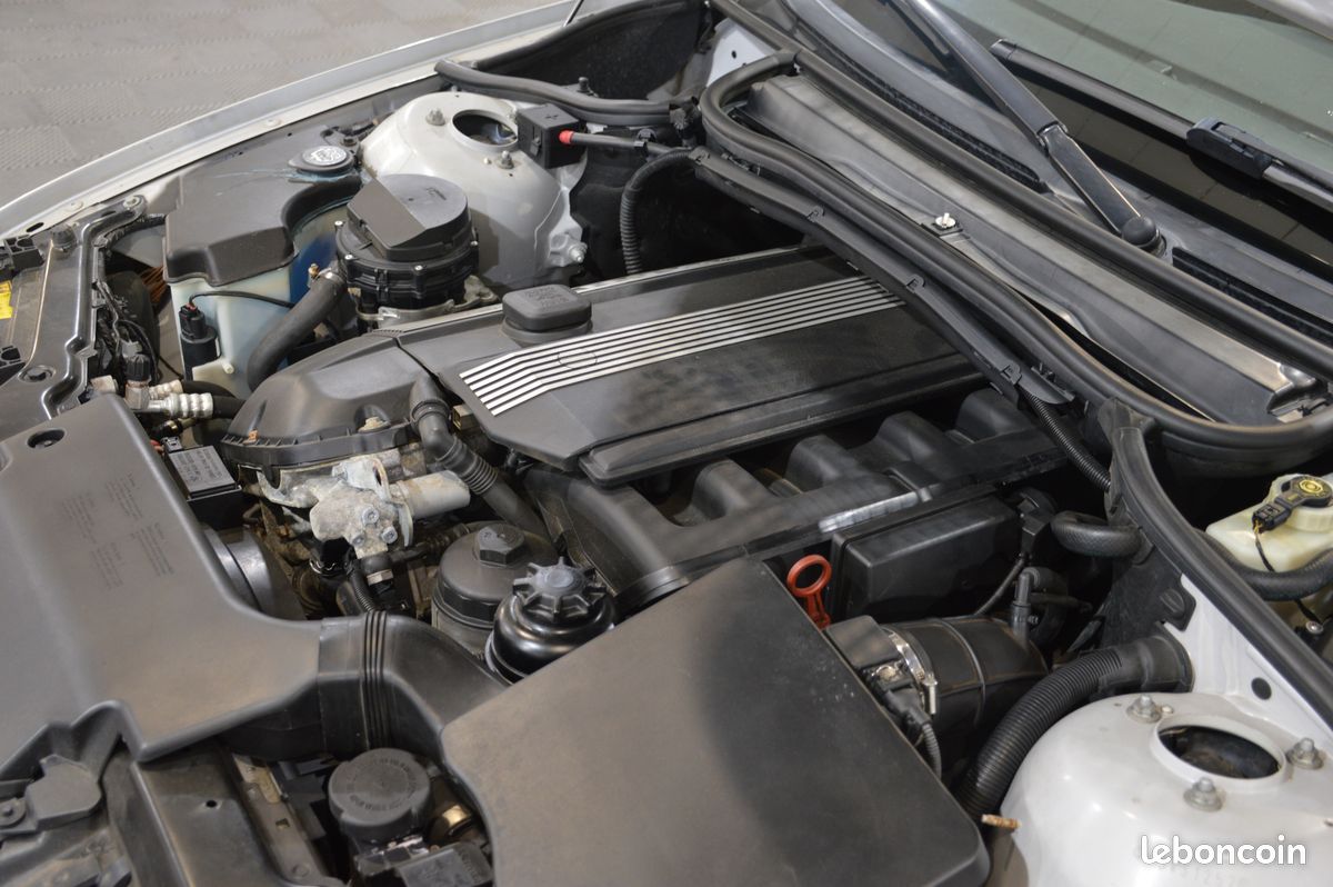 BMW SERIE 3 (E46) 325TI 192 COMPACT PACK M-97.640km-6 Cylindres-Echappement à Clapet-Amortisseurs Bilstein-Xénon-Volant Moteur/Embrayage Ok-Gros Dossier Entretien-Etat Rare-Collector-Garantie 6 Mois (image 9)