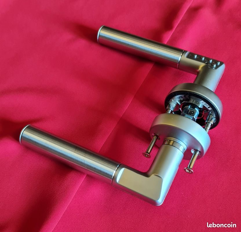 Poignée de porte a code tesa assa abloy (image 3)