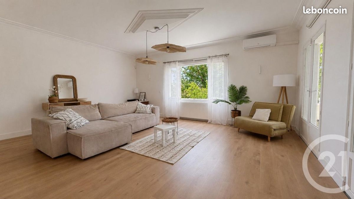 Maison 6 pièces 200 m² · à Castelculier · 200 m² · 232 000 €